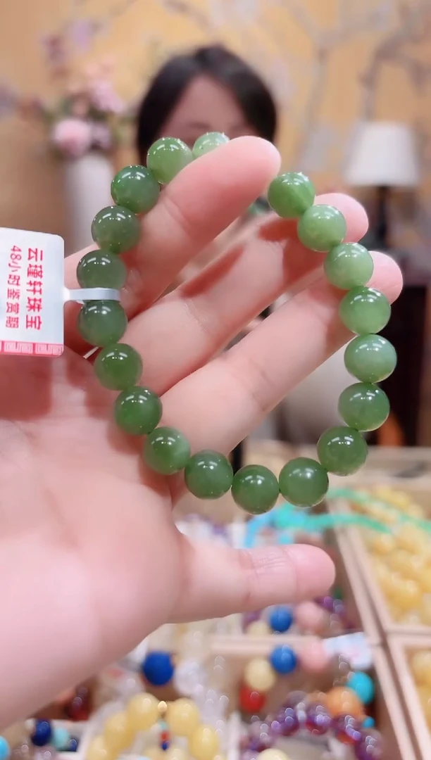 未镶嵌手链和田玉（碧玉）设计款10+