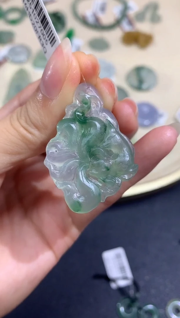 未镶嵌定制翡翠毛货吊坠|3800