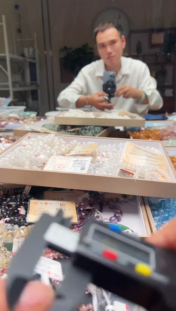 水晶手链未镶嵌黑发晶 卡8