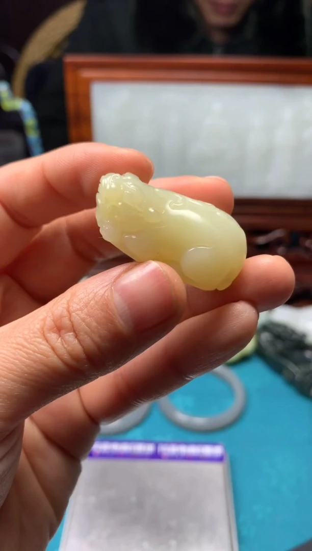 颈饰未镶嵌和田玉拍一发一