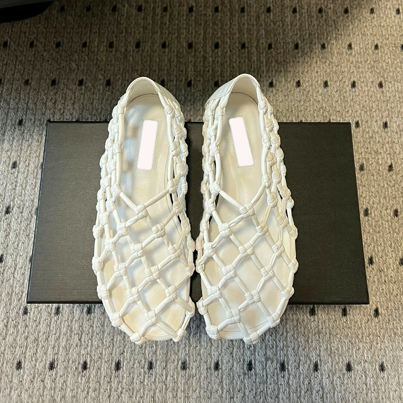 羊皮版~小众设计师镂空编织网面猪笼鞋低跟平底圆头凉鞋夏单鞋女