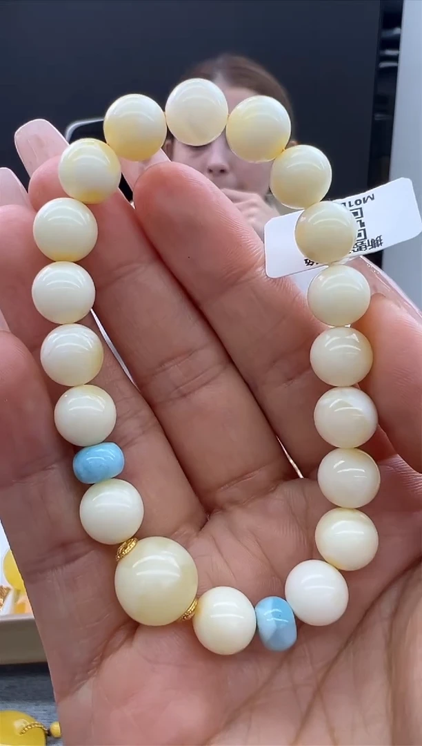 【闪购商品】琥珀手链未镶嵌88秒拍号