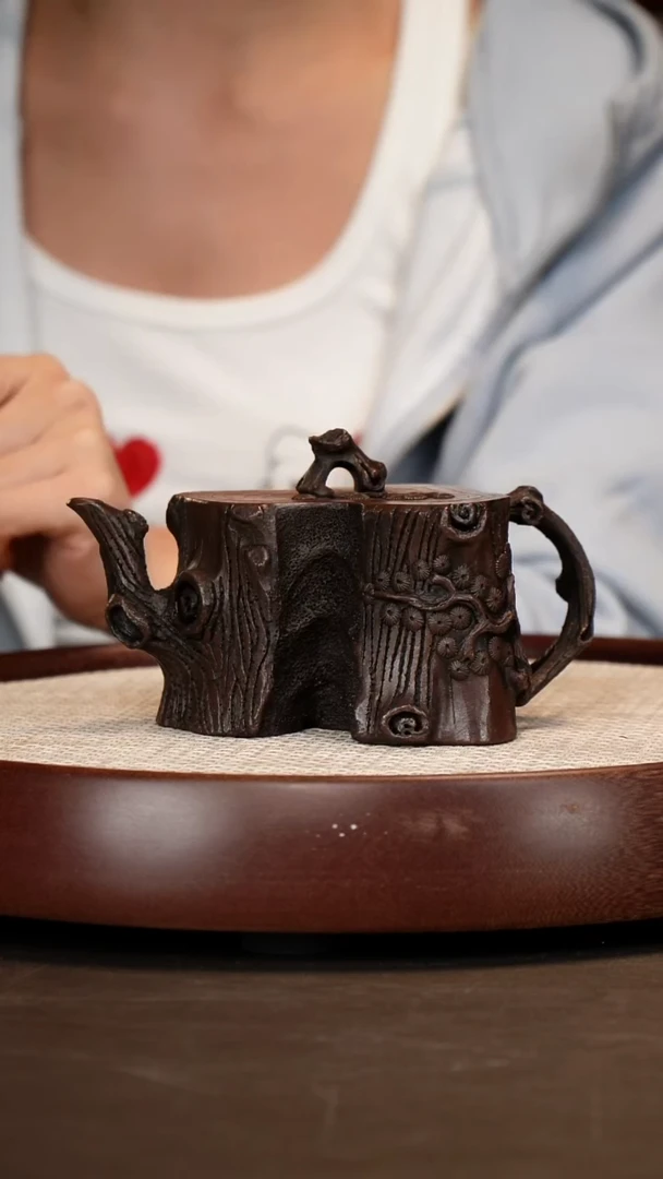 茶壶紫砂【朱持平】紫泥大松桩    350CC