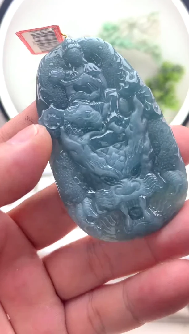 颈饰未镶嵌翡翠文殊