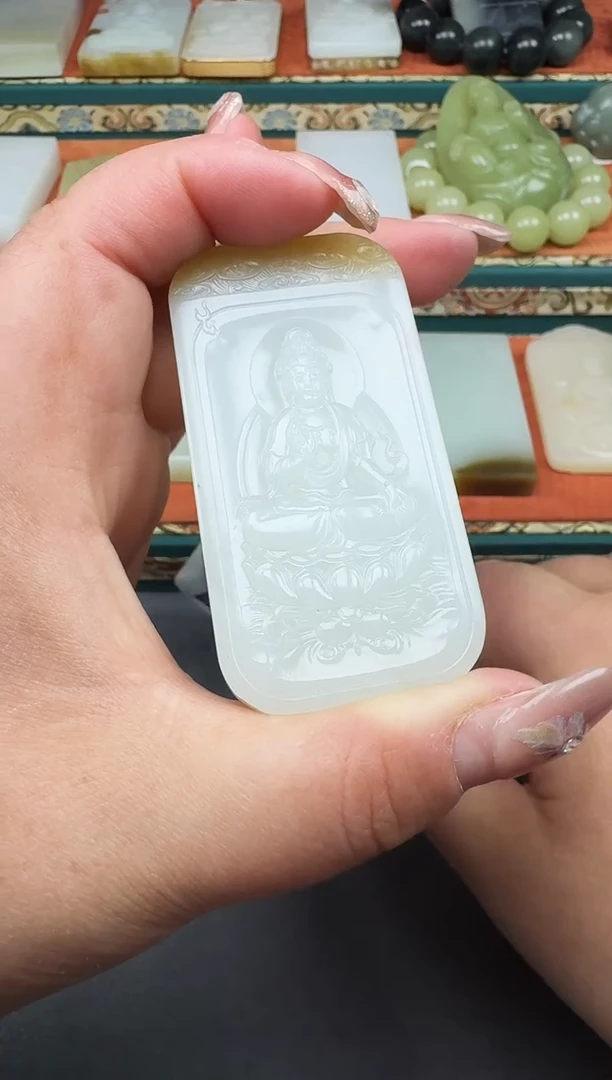 和田玉未镶嵌颈饰4