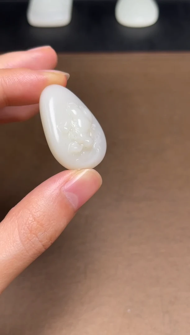颈饰未镶嵌和田玉8