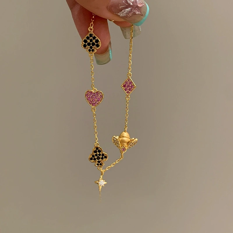 铜合金手链 中古扑克蜜蜂吊坠手链轻奢高级感手环细闪手饰配饰