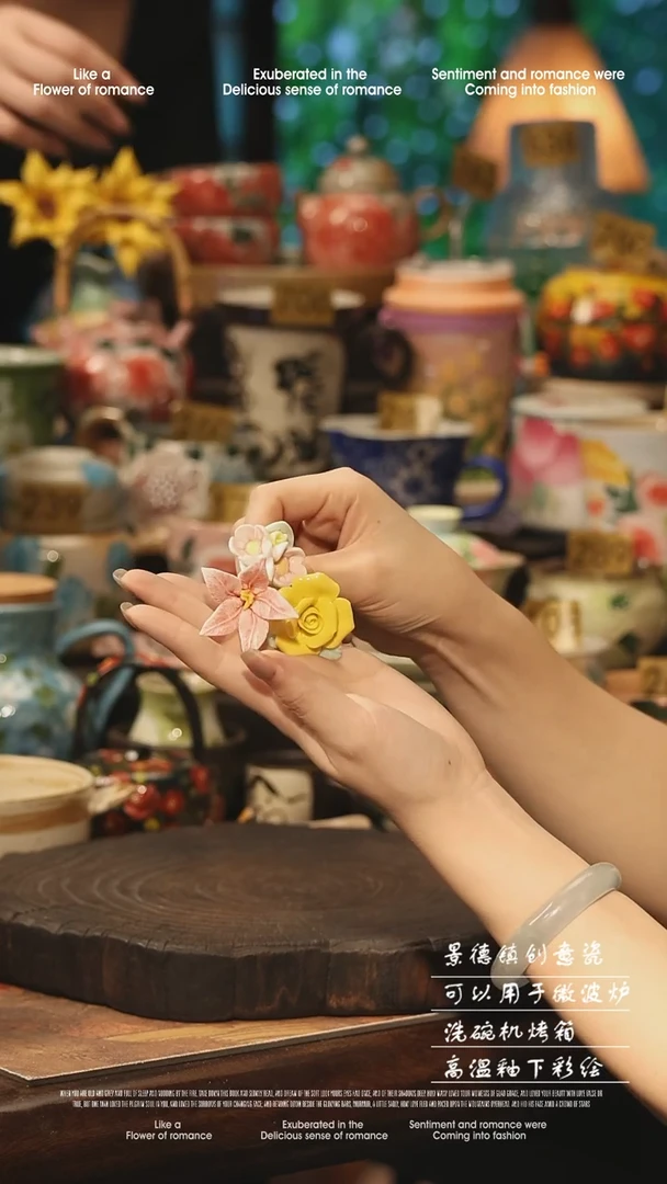 陶瓷随机景德镇高温釉下彩手工手绘款式