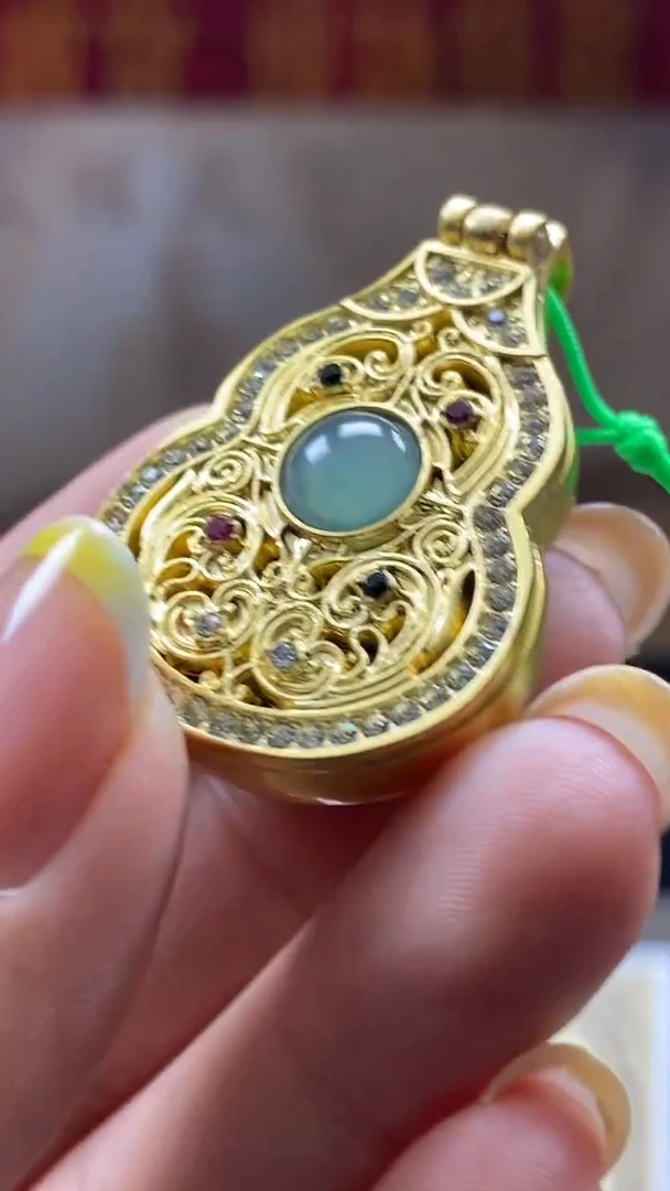 颈饰未镶嵌翡翠********2