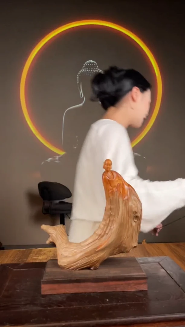 柏木（崖柏）手工摆件,先抢先得! 编号:106