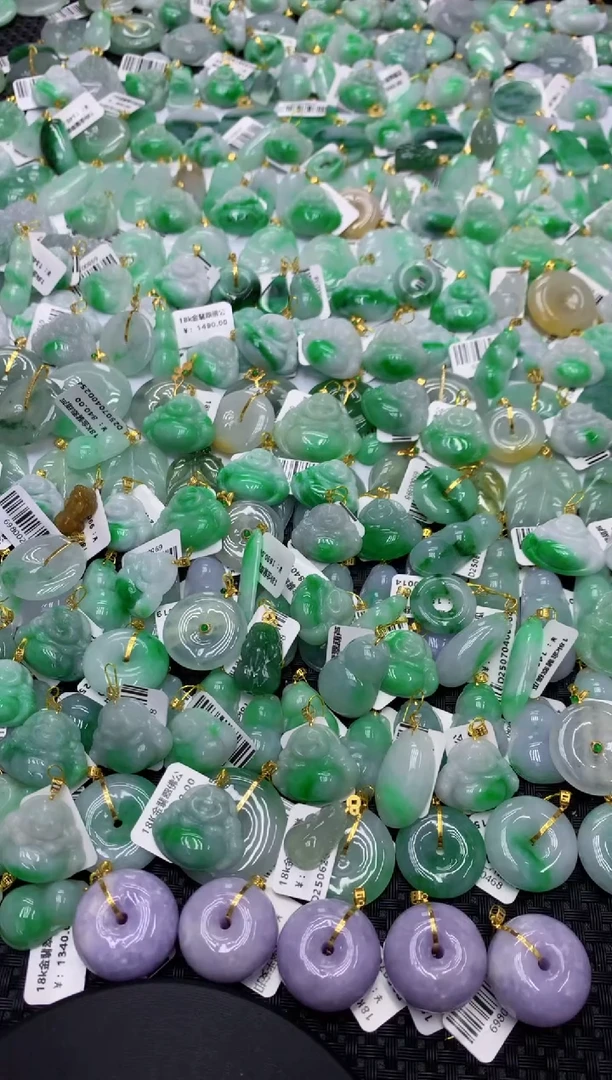 翡翠未镶嵌颈饰11111111111