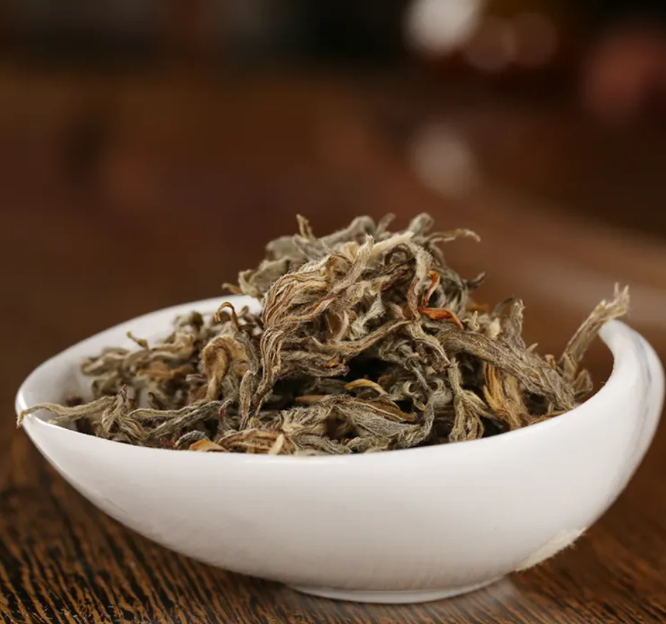 偏二哥山货老鹰茶