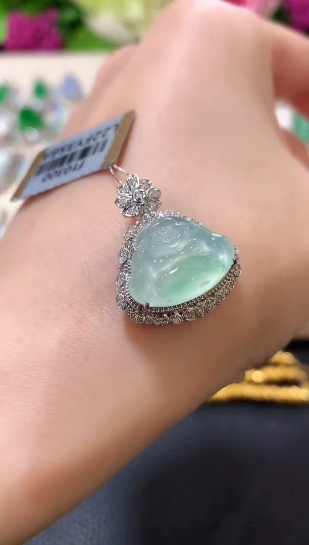 吊坠(不含链)18K金镶嵌翡翠b24