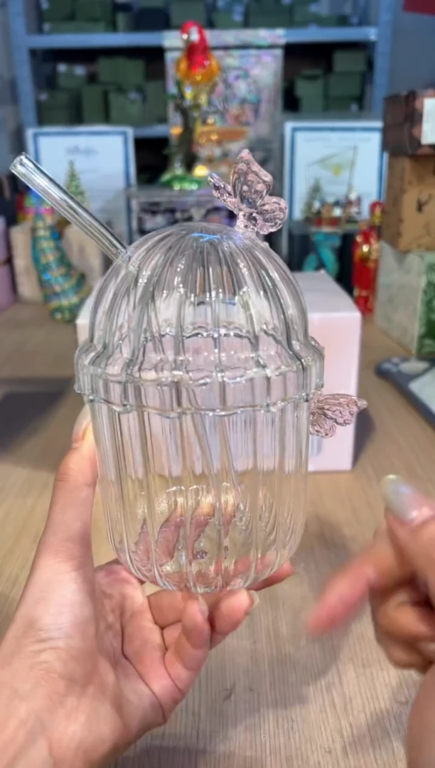 【闪购商品】杯21蝴蝶吸管杯
