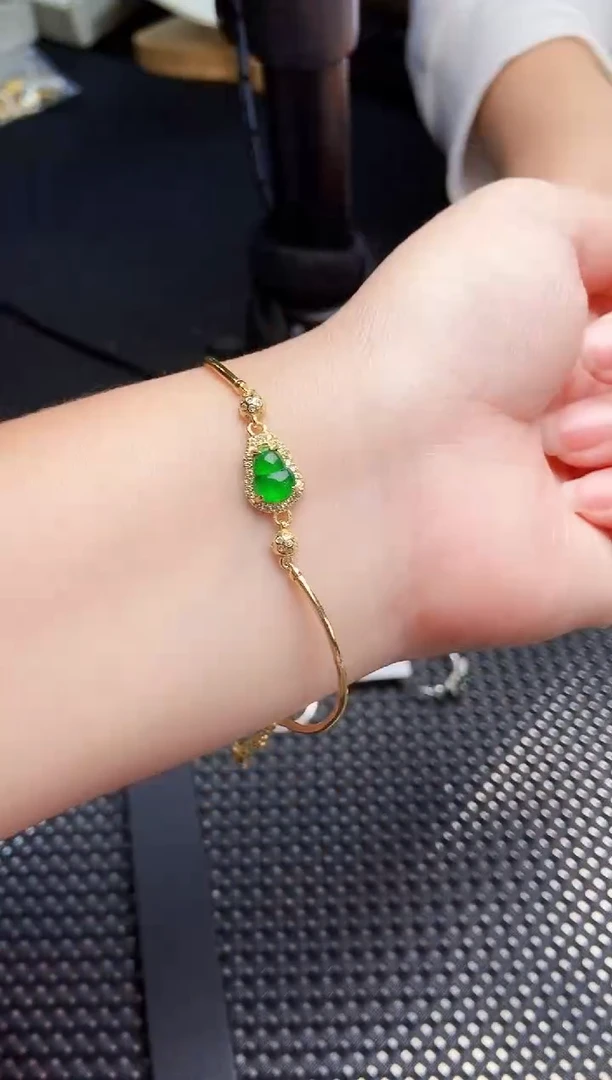【闪购商品】翡翠手链未镶嵌11111111