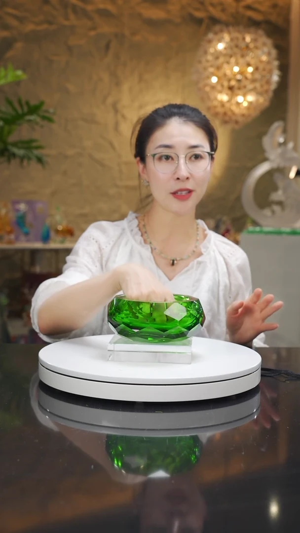 琉璃手工艺品福利祖母绿烟灰缸