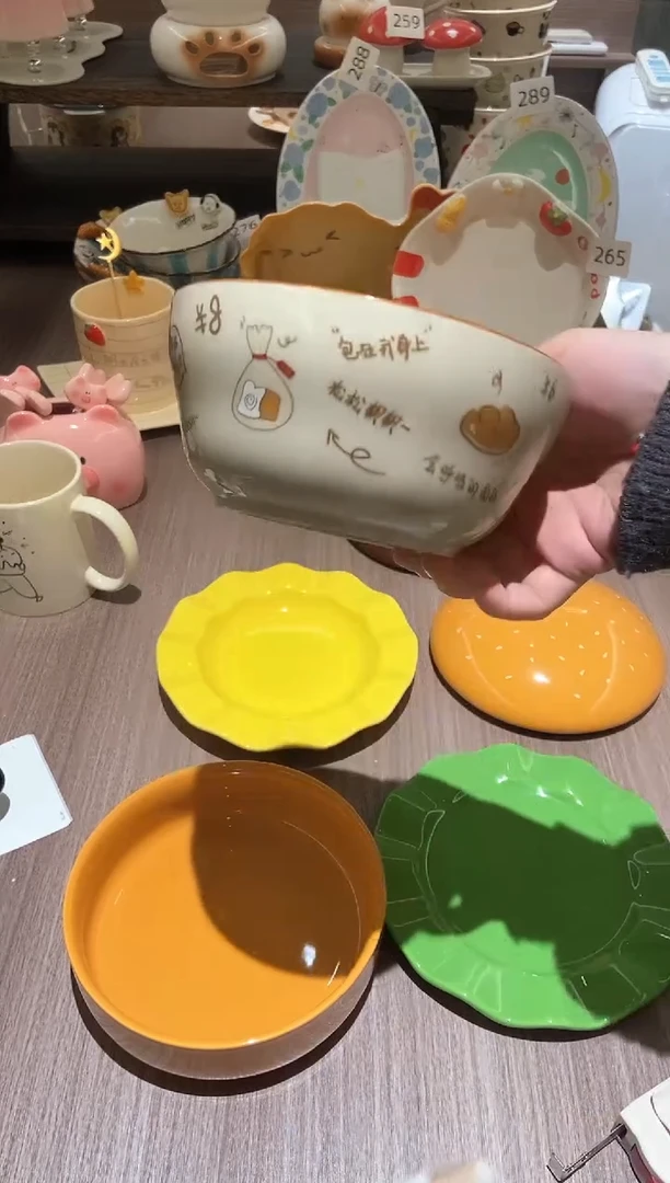 瓷面包小熊米饭碗