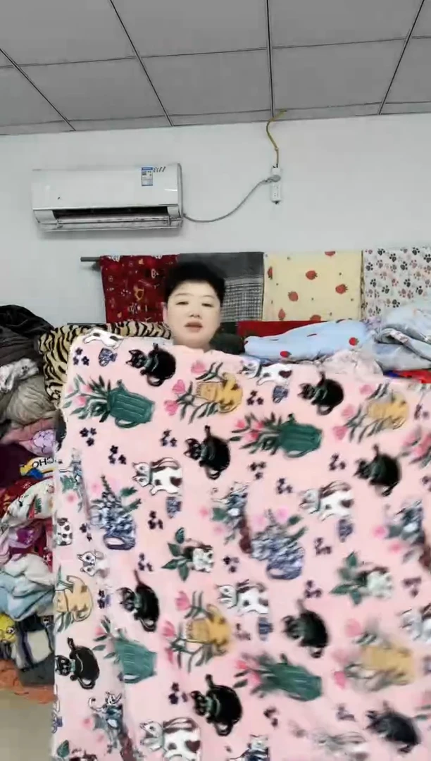 法兰绒加厚2.乘2.3左右双面材质以主播介绍为准