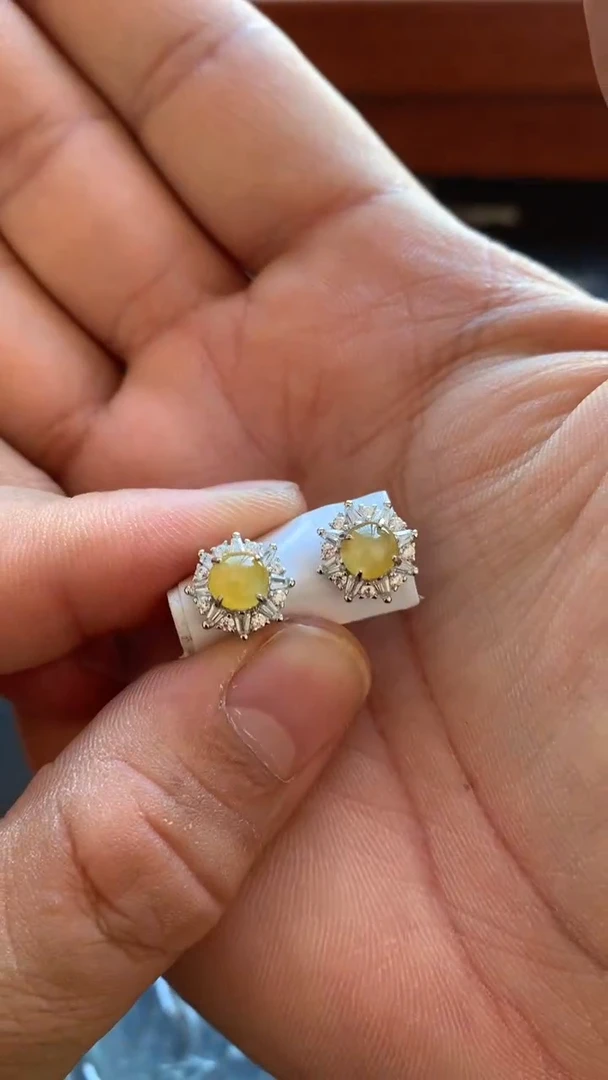 未镶嵌戒指翡翠戒指