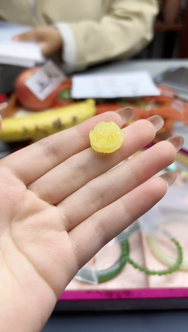 裸石蜜蜡未镶嵌蜜蜡雕花配饰8*16mmGW