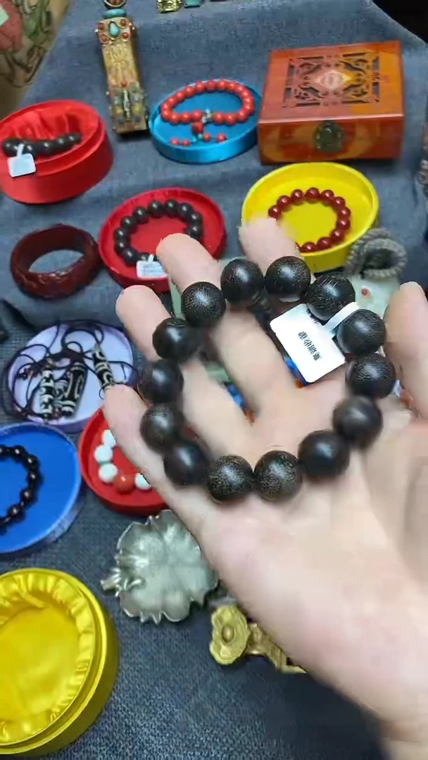 扇子老板娘推荐，所见即所得