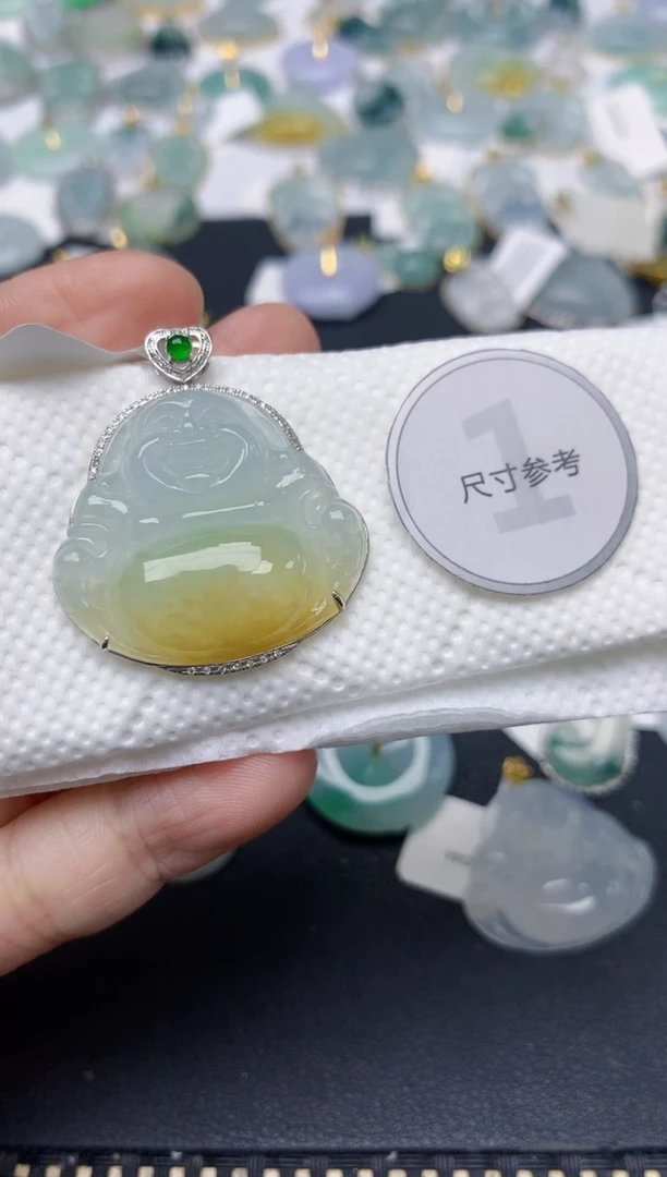 颈饰18K金镶嵌翡翠天然缅甸A货翡翠