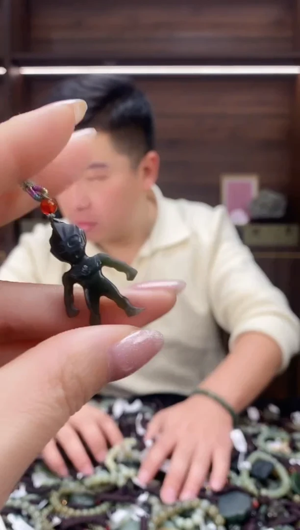 【闪购商品】和田玉颈饰未镶嵌多样性发货，拍一发一