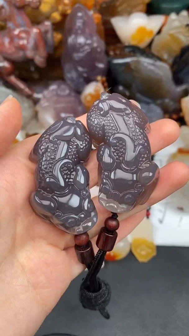 未镶嵌颈饰玛瑙/玉髓AA