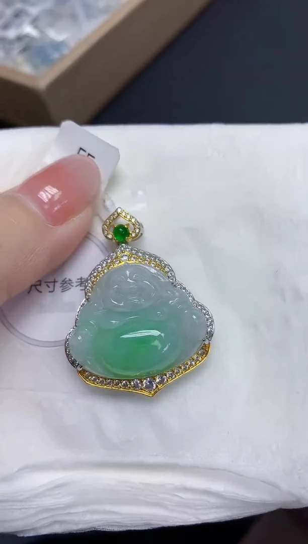 颈饰未镶嵌翡翠天然缅甸翡翠A货多样性发一件