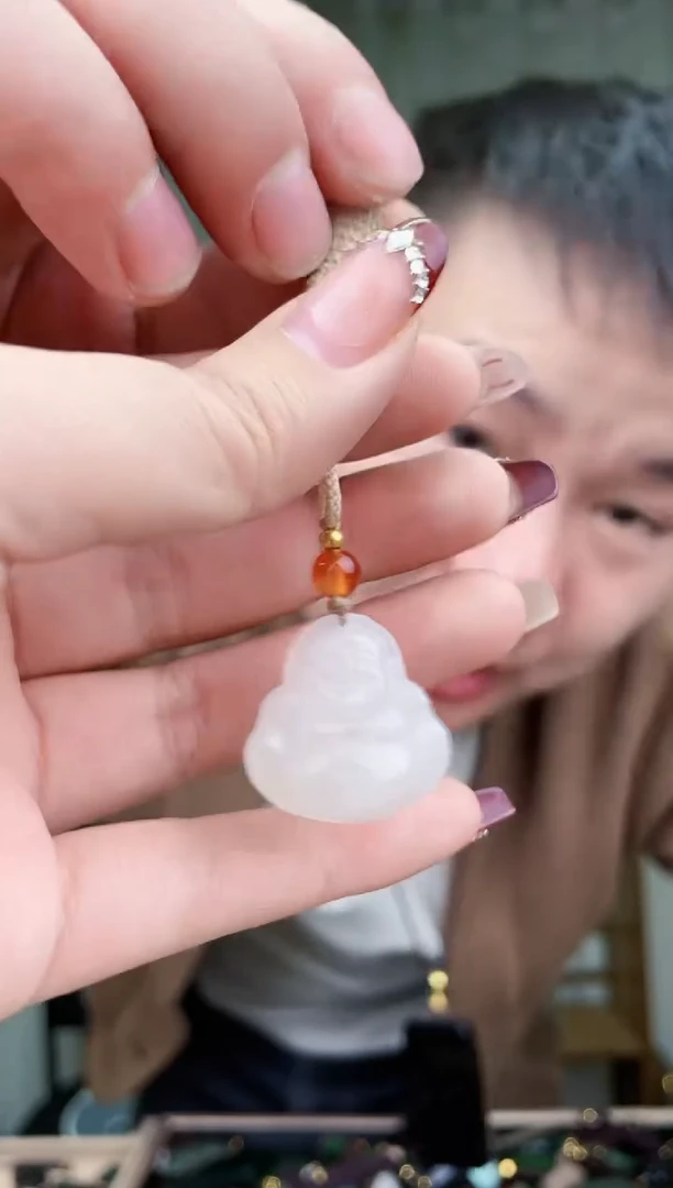 【闪购商品】和田玉挂件未镶嵌拍一发一，多样性发货