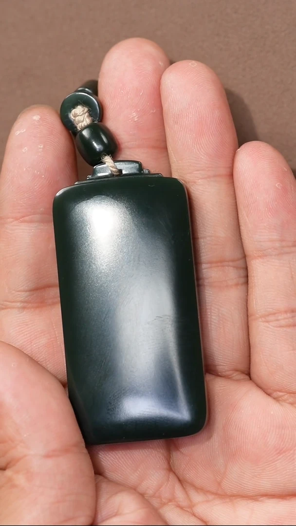 岫岩老玉（透闪石质玉）未镶嵌颈饰1133