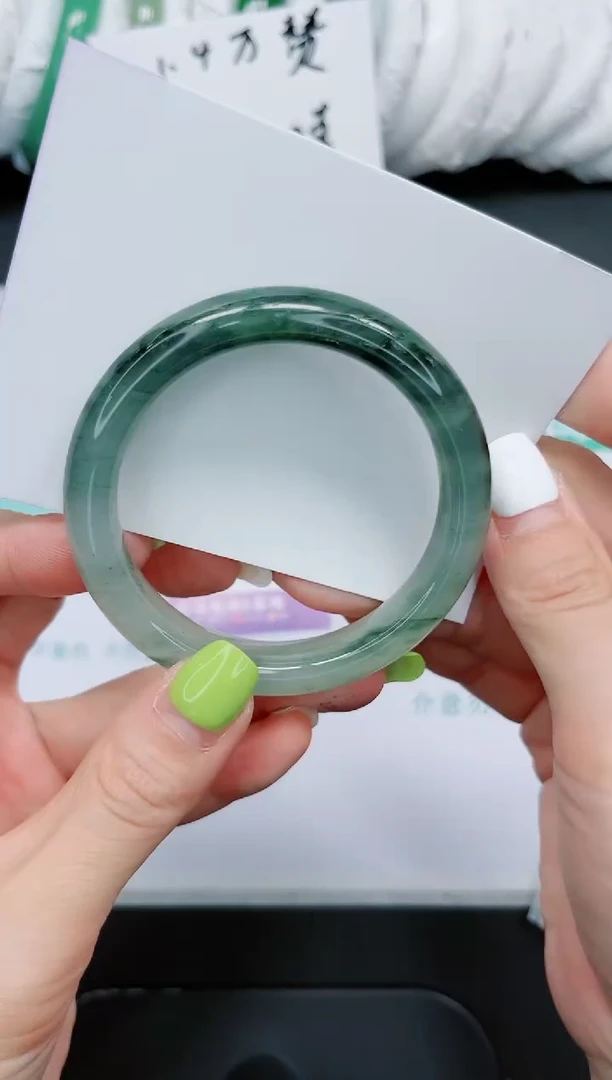 石英质玉手镯未镶嵌738/54