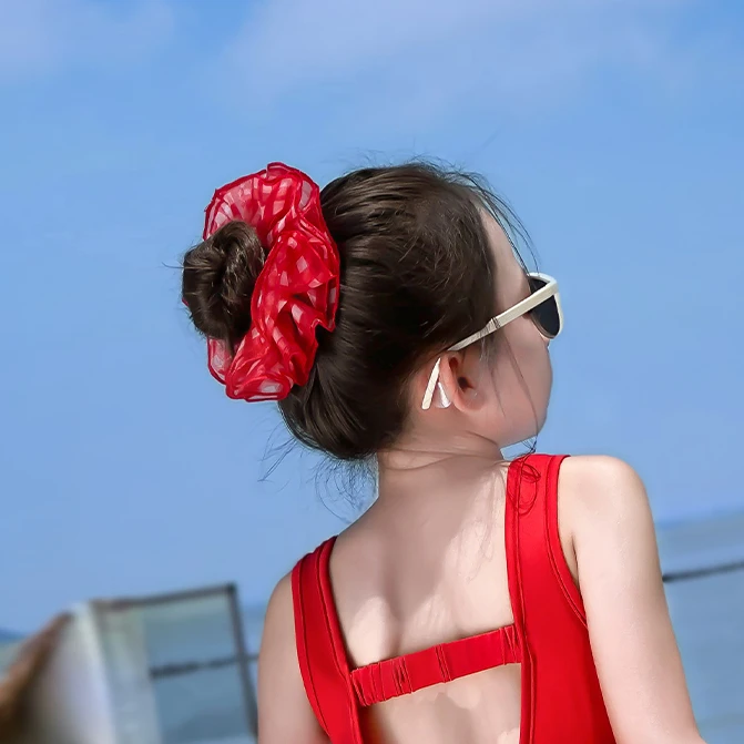 66公主女童夏款泳装红色女孩度假连体泳服小发圈 25TS085