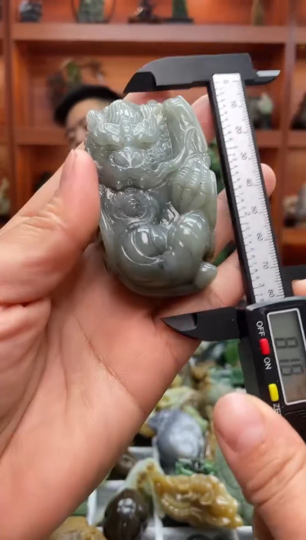 未镶嵌和田玉把件1