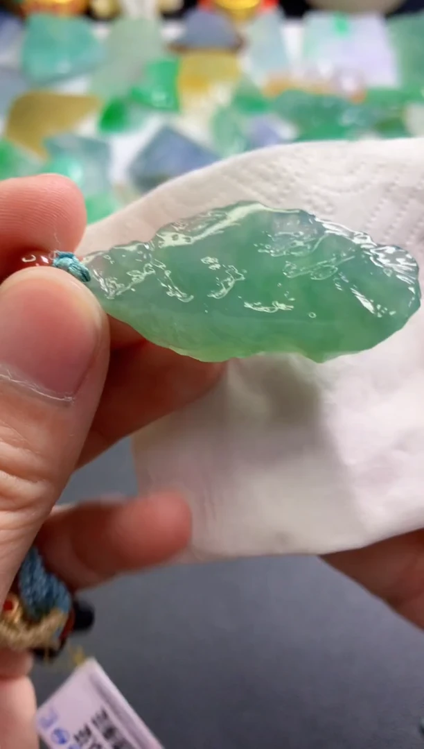 【闪购商品】翡翠吊坠(不含链)未镶嵌886