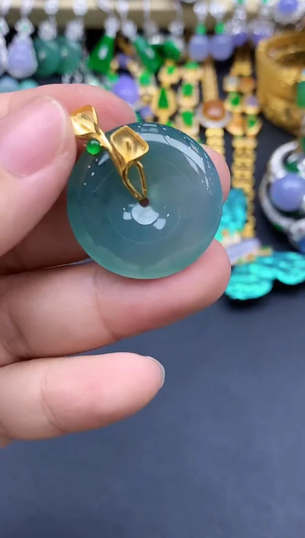颈饰18K金镶嵌翡翠433-中国好珍宝