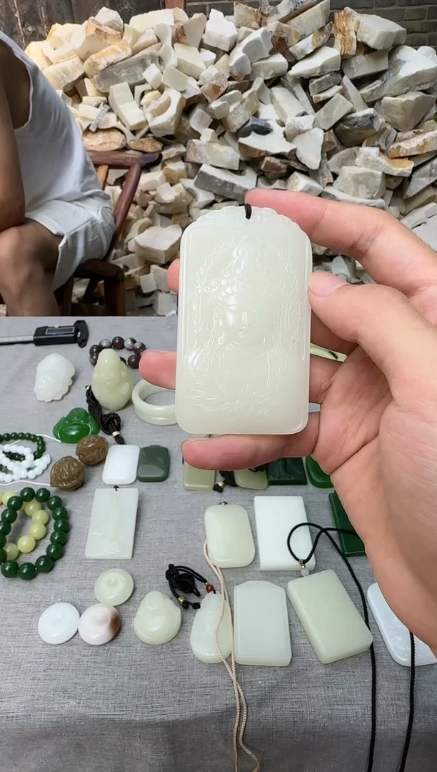 楼**宅盛佳选珠宝时尚百搭