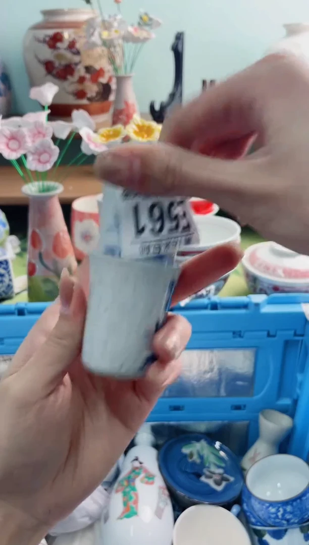 陶瓷萱**忧E561*****
