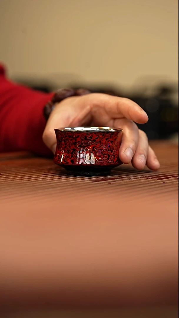 大漆主人杯，杯内搭配999银