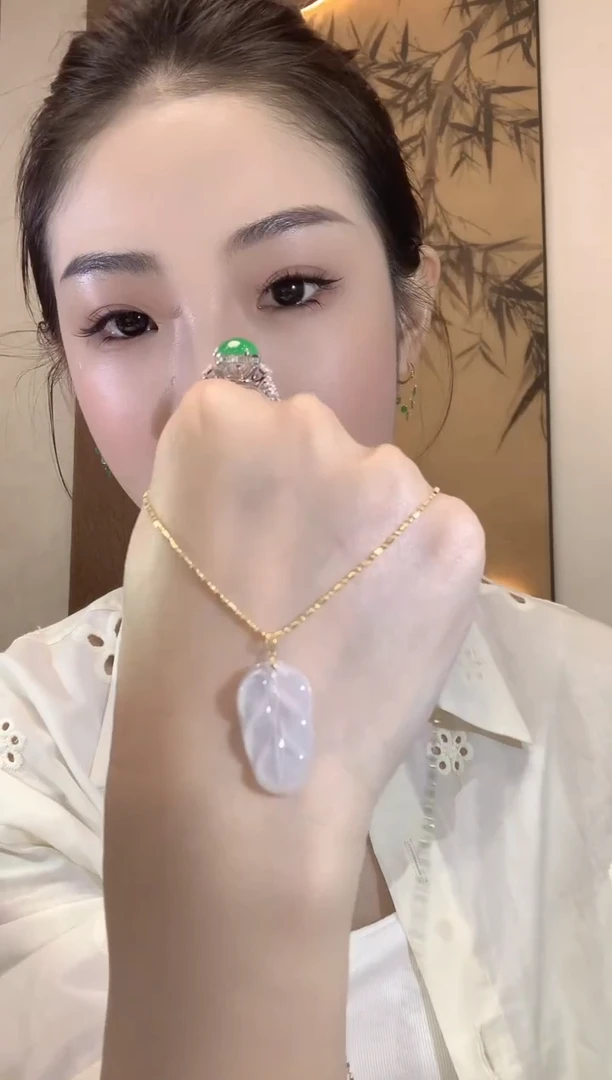 【闪购商品】翡翠吊坠(不含链)18K金镶嵌A1多样性发一件
