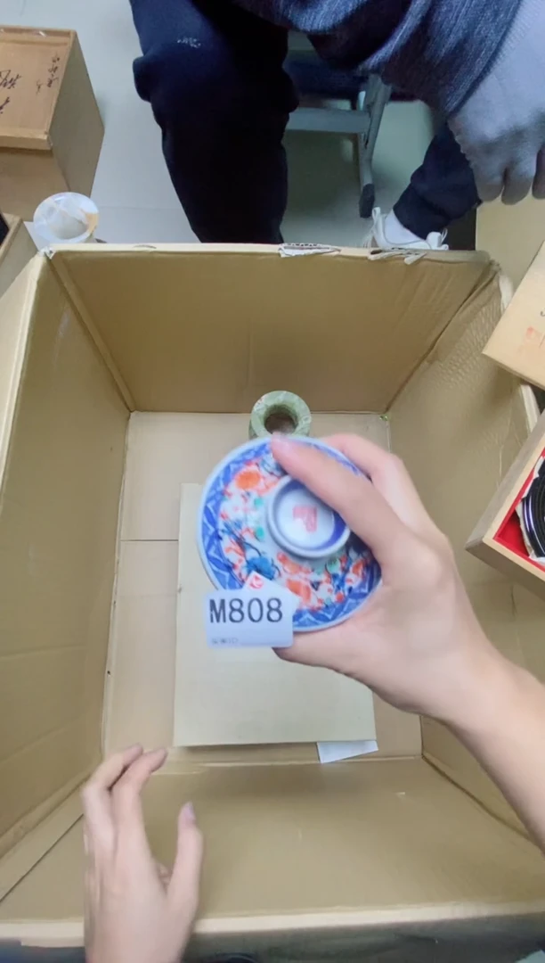 瓷片薇*子M808默认微瑕，谨慎参拍