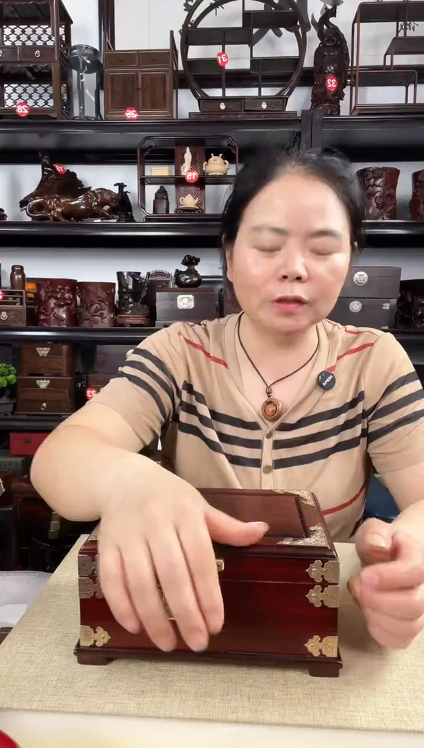 木389老李红木工艺品