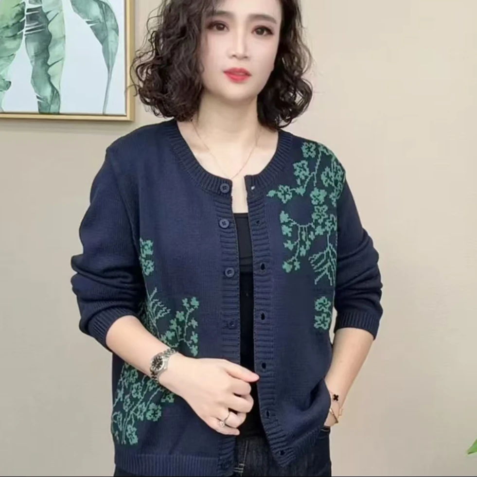 100%棉线圆领两朵提花针织开衫女士秋冬新款复古洋气减龄长袖外套