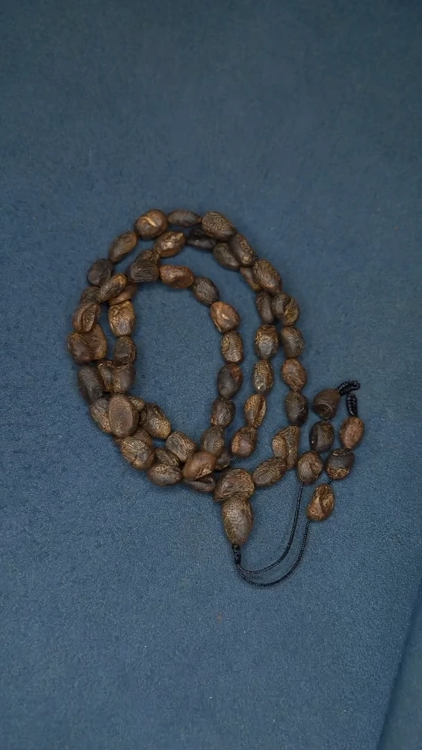 沉香手串海南莺歌绿棋多圈随形树丁沉水