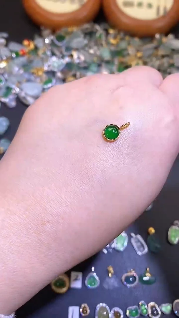 【闪购商品】翡翠吊坠(不含链)银S925镶嵌1