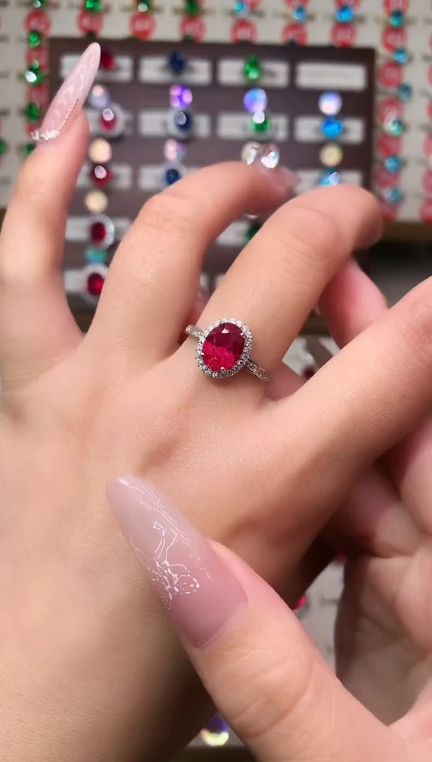 银S925镶嵌戒指红宝石7*9 银托