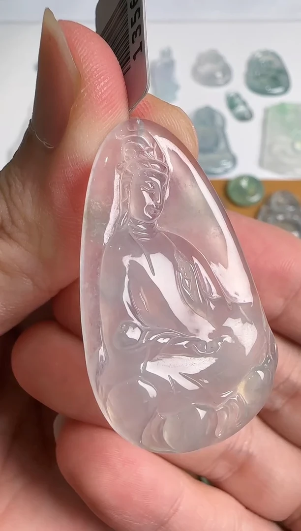 翡翠未镶嵌吊坠(不含链)观音