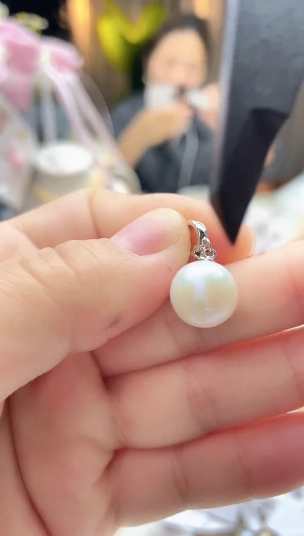 吊坠(不含链)未镶嵌淡水珍珠11mm+白珠万能扣