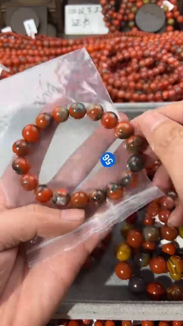 南红玛瑙手串未镶嵌11+