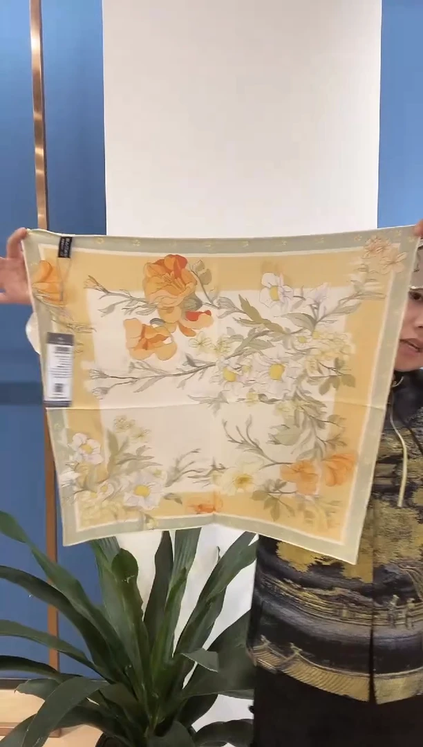 桑蚕丝真丝方巾 花溢浓FJS24049杏绿色